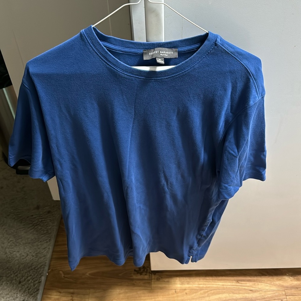 Robert Barakett blue shirt size XL